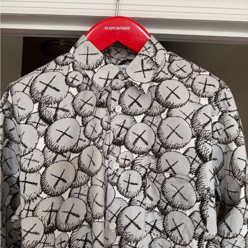 Comme des garçon x kaws print shirt